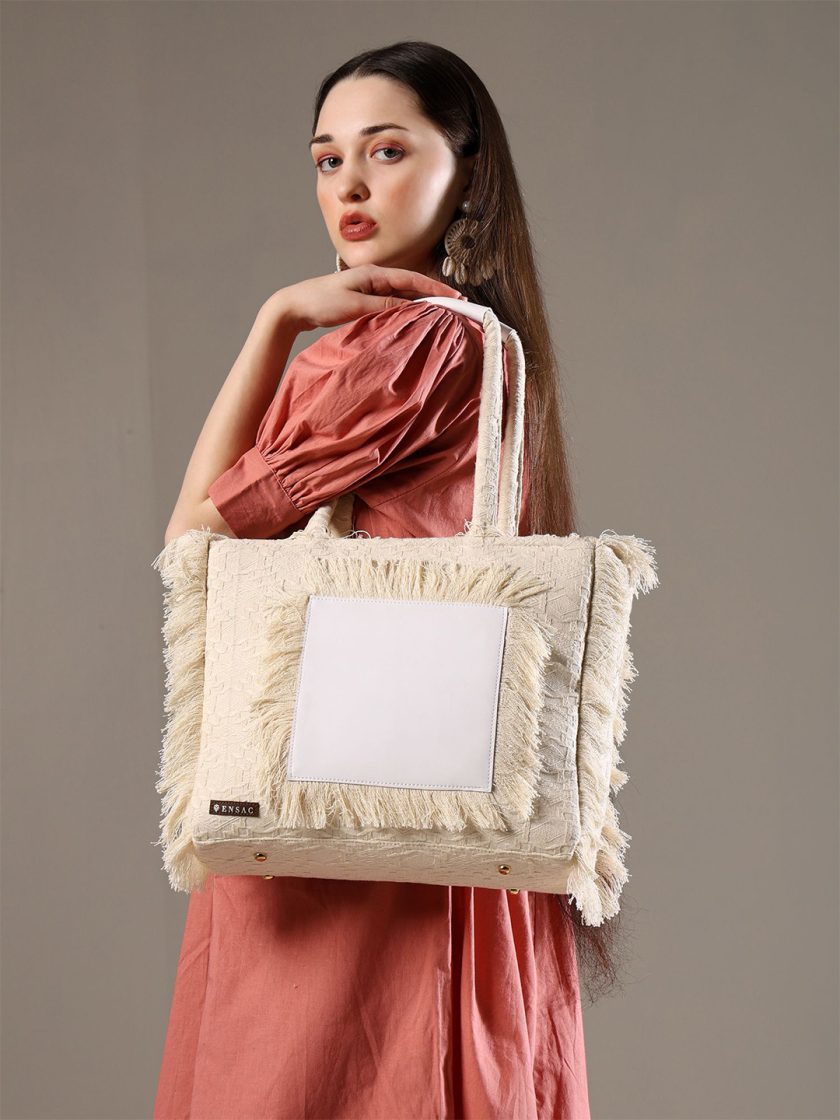 ENSAC - Women Solid Fringed Tote Bag