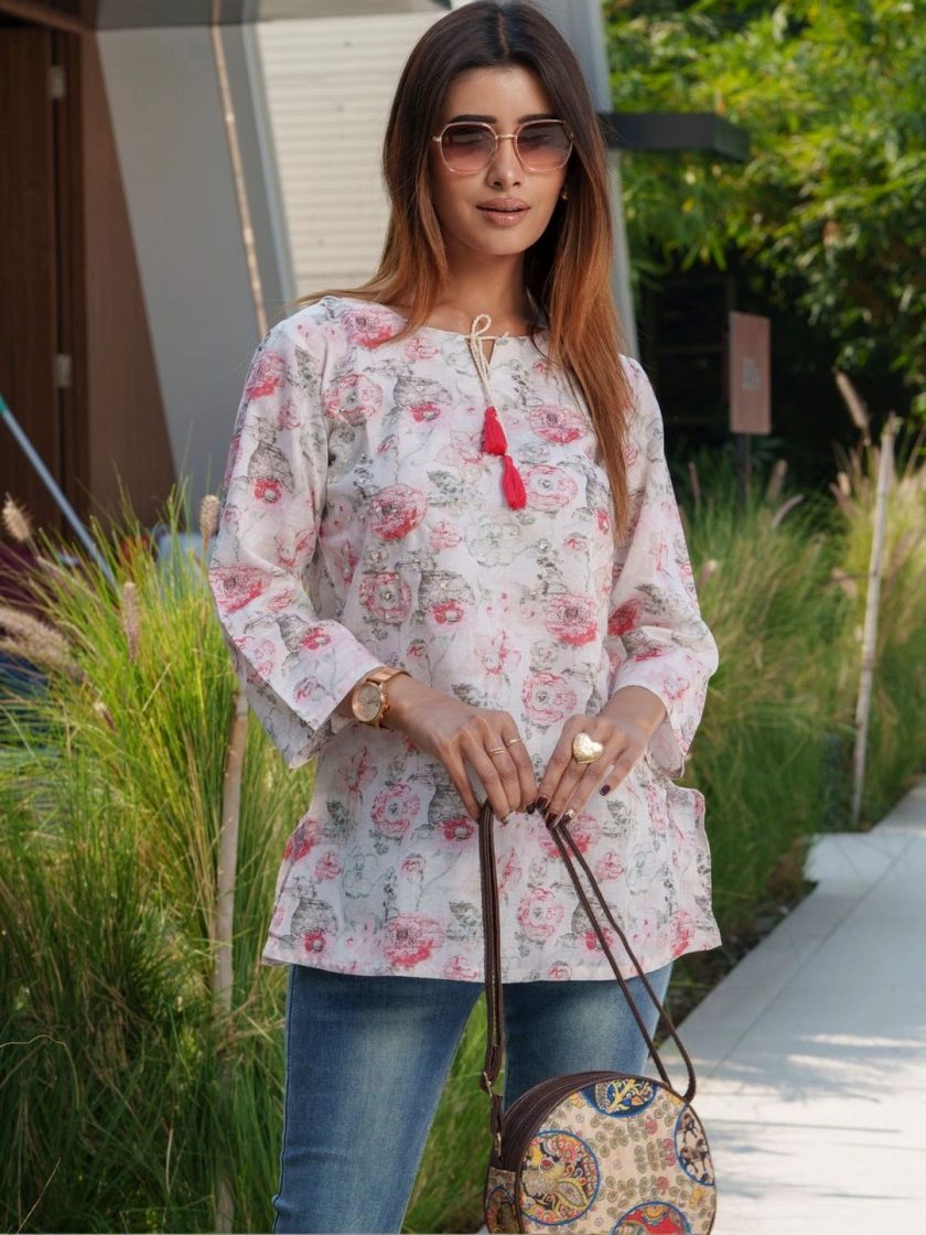 Sangria - Floral Sleeveless Kurtis