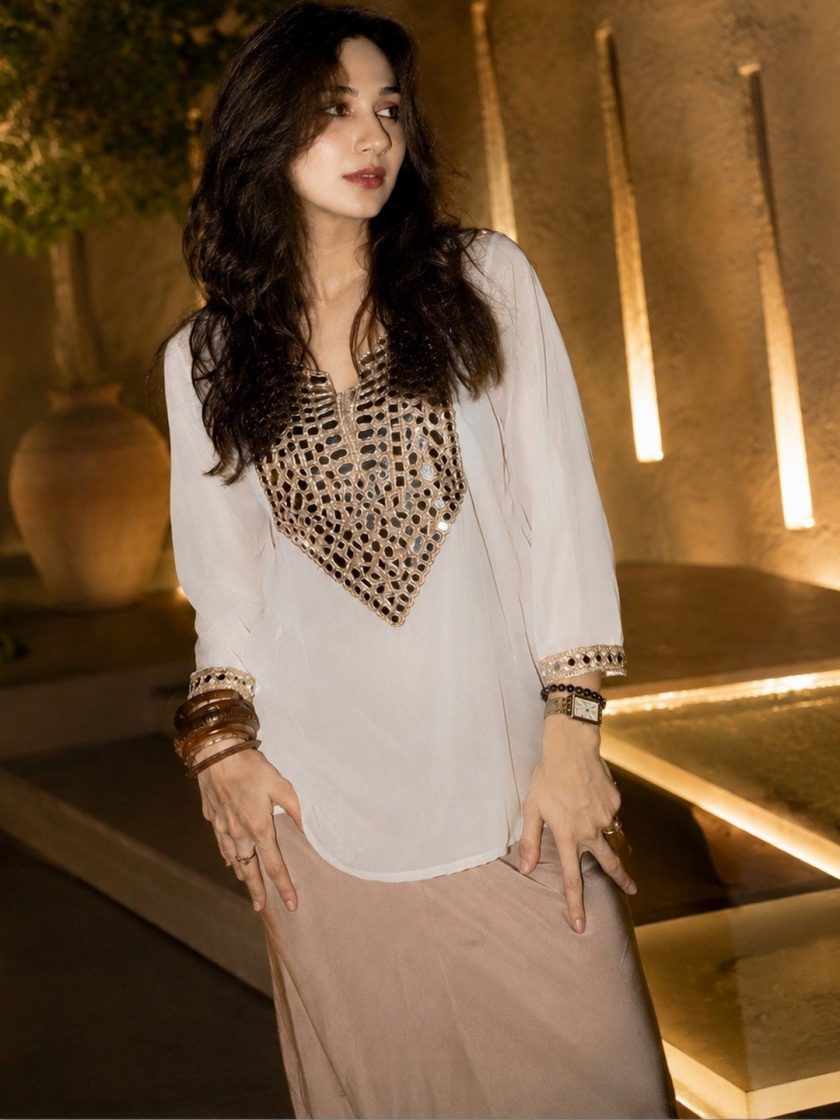 AASK - White Mirror Work Top