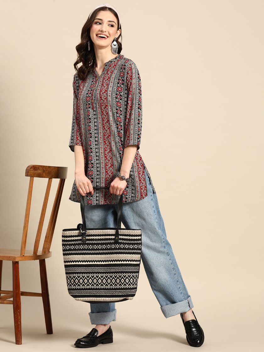 Sangria - Floral Printed Short Kurti